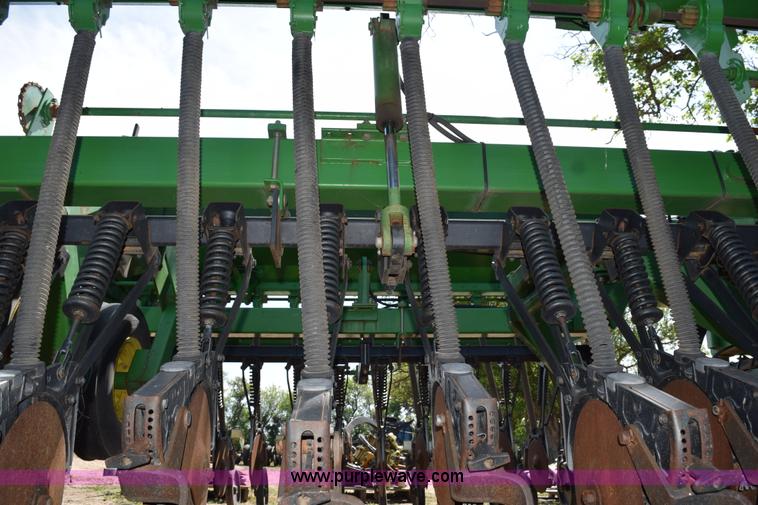 image for item H5069 John Deere 455 grain drill