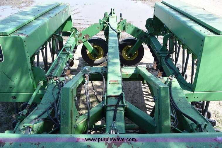 image for item H5069 John Deere 455 grain drill