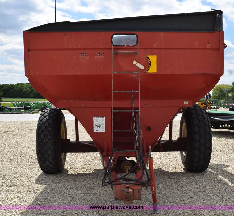 image for item H5096 Brent 320 grain cart