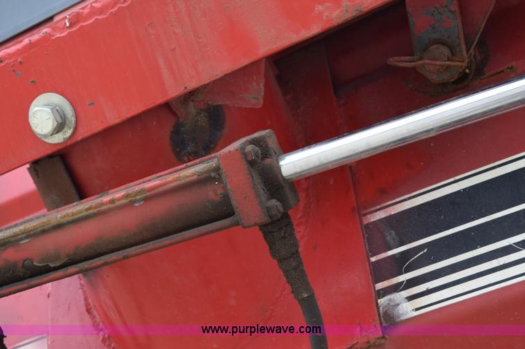 image for item H5096 Brent 320 grain cart