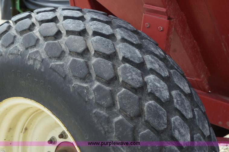 image for item H5096 Brent 320 grain cart