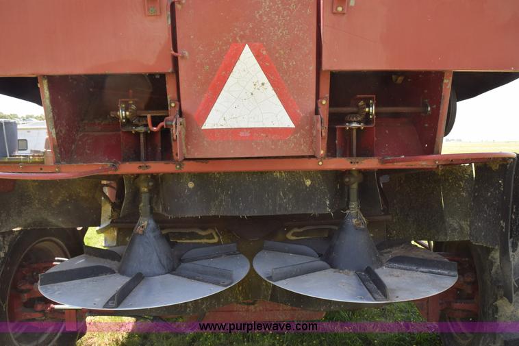 image for item H5100 1998 Case IH 2388 Axial-Flow combine