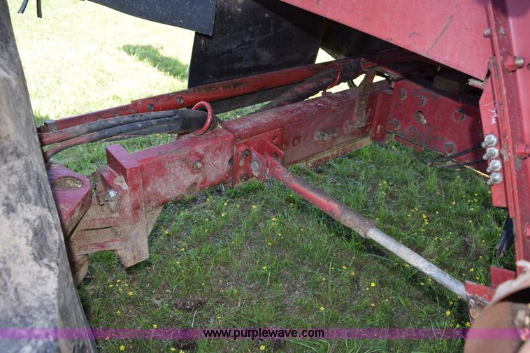 image for item H5100 1998 Case IH 2388 Axial-Flow combine