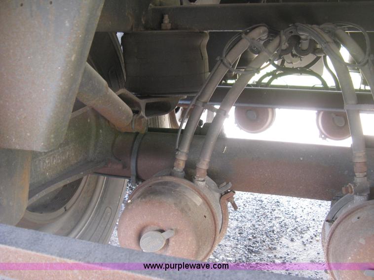 image for item H8552 2009 Timpte Super Hopper hopper bottom trailer