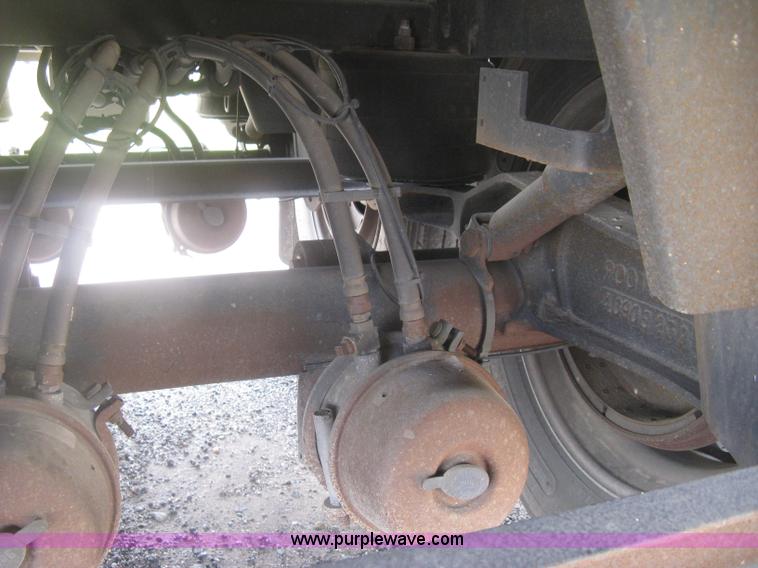 image for item H8552 2009 Timpte Super Hopper hopper bottom trailer