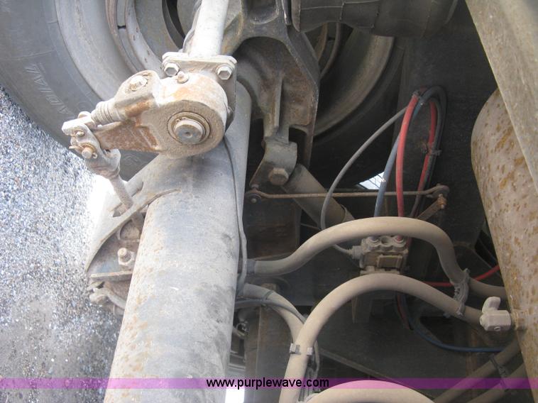 image for item H8552 2009 Timpte Super Hopper hopper bottom trailer