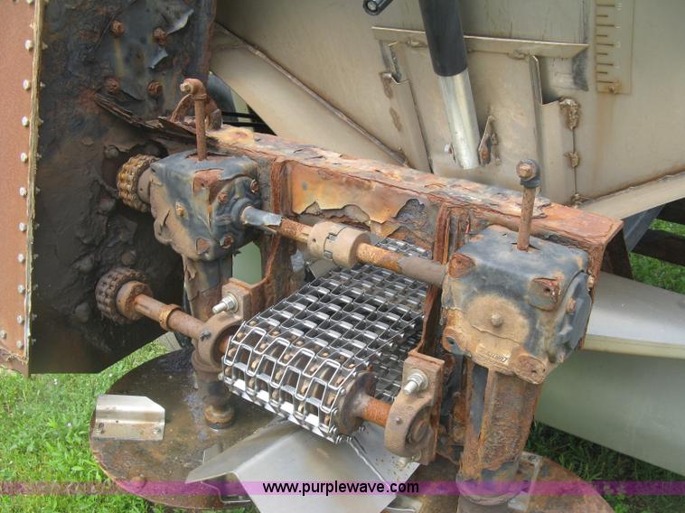image for item H8555 Adams fertilizer spreader buggy