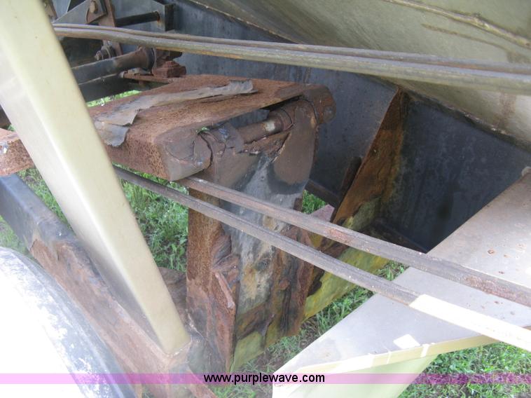 image for item H8555 Adams fertilizer spreader buggy