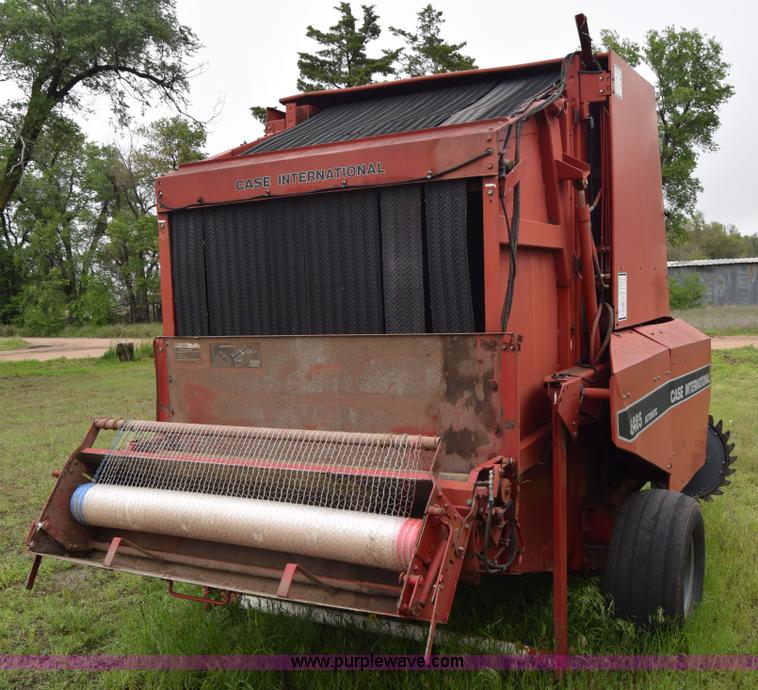 image for item J6640 1994 Case IH 8465A round baler