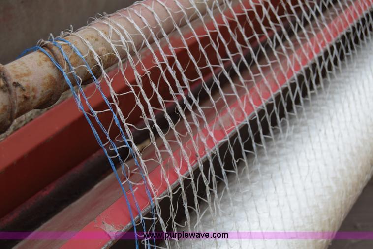 image for item J6640 1994 Case IH 8465A round baler