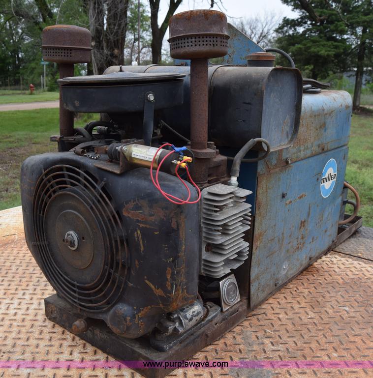 image for item J6641 Miller arc welder/generator