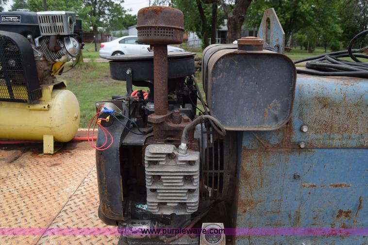 image for item J6641 Miller arc welder/generator