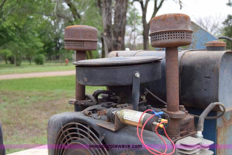 image for item J6641 Miller arc welder/generator