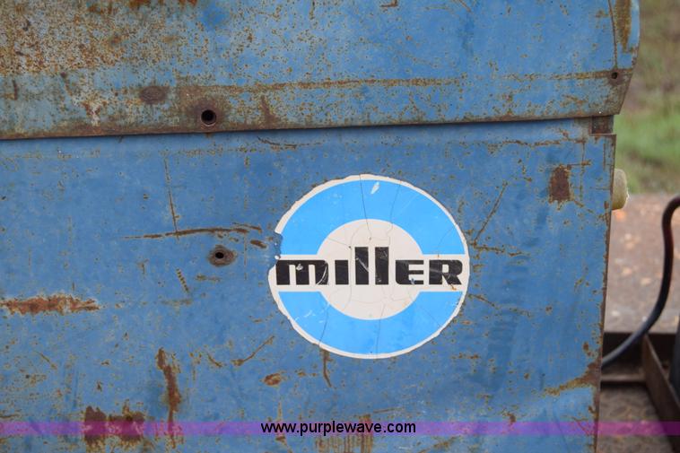 image for item J6641 Miller arc welder/generator