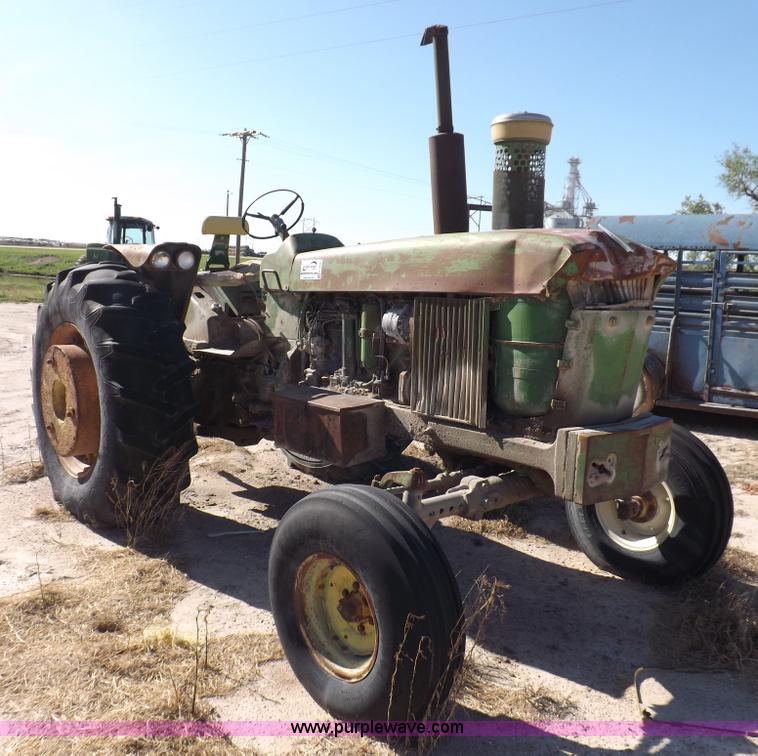 image for item K3930 John Deere 4010 tractor