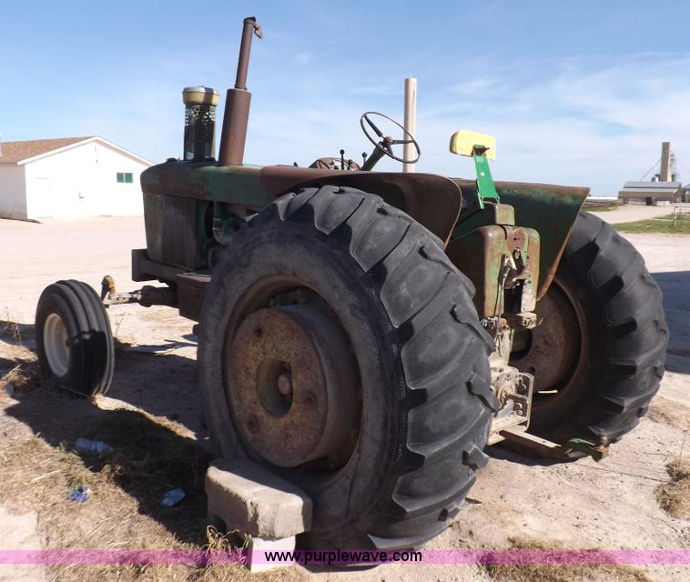 image for item K3930 John Deere 4010 tractor