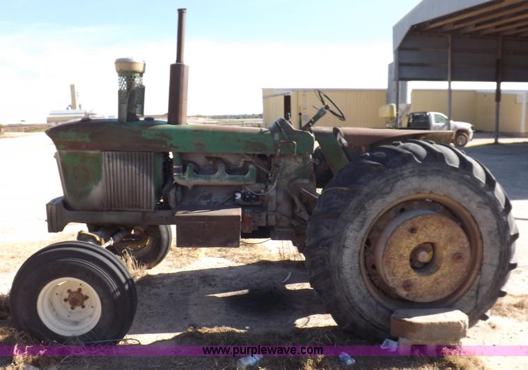 image for item K3930 John Deere 4010 tractor