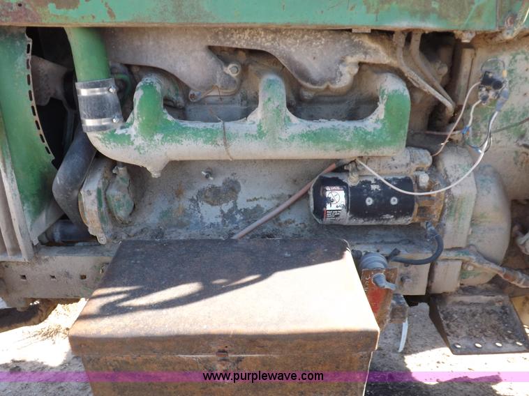 image for item K3930 John Deere 4010 tractor