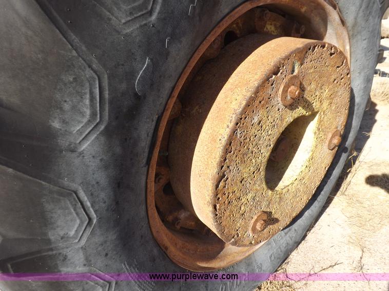 image for item K3930 John Deere 4010 tractor