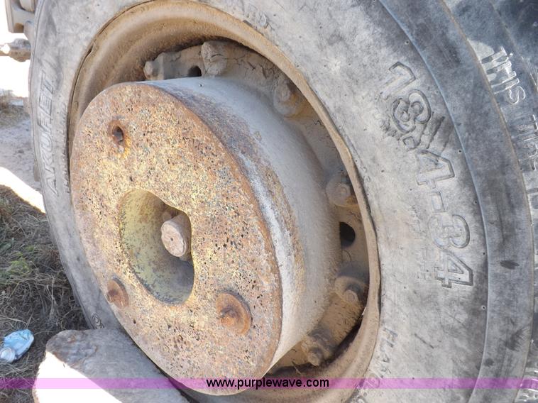 image for item K3930 John Deere 4010 tractor