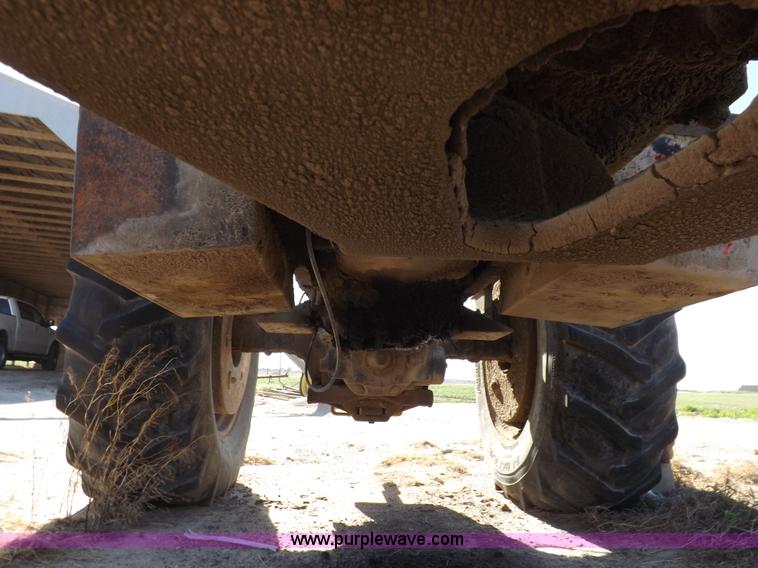 image for item K3930 John Deere 4010 tractor