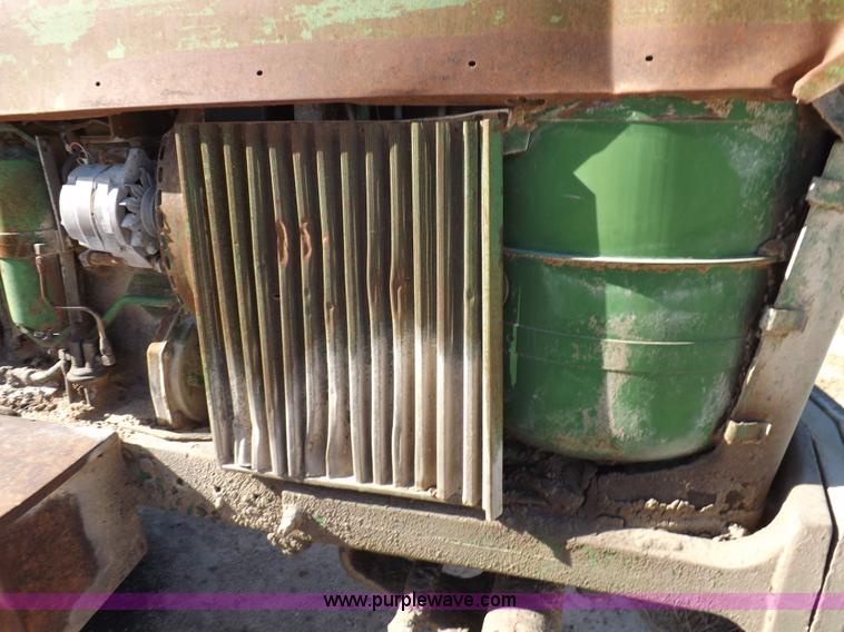 image for item K3930 John Deere 4010 tractor