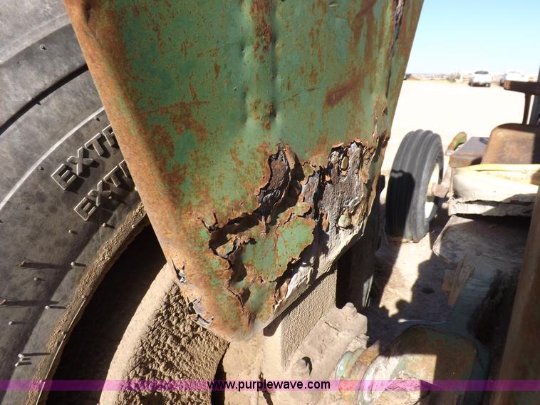 image for item K3930 John Deere 4010 tractor