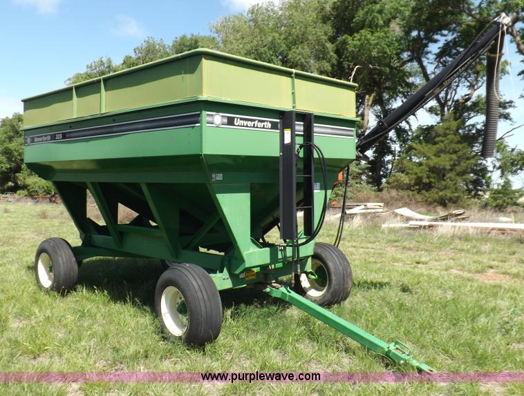 image for item K3931 Unverferth 325 gravity wagon