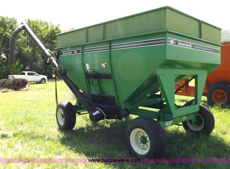 image for item K3931 Unverferth 325 gravity wagon