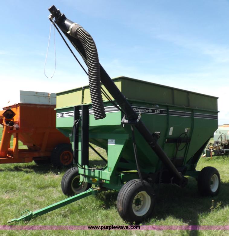 image for item K3931 Unverferth 325 gravity wagon