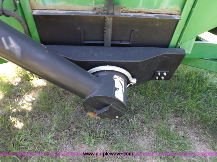 image for item K3931 Unverferth 325 gravity wagon