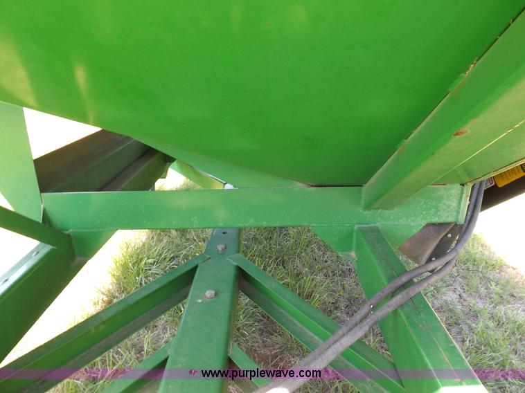 image for item K3931 Unverferth 325 gravity wagon