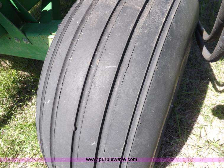 image for item K3931 Unverferth 325 gravity wagon