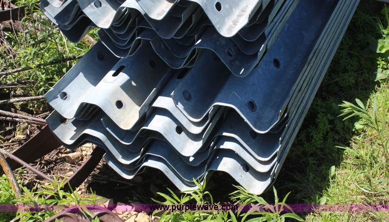 image for item K6866 (20) guard rail sections