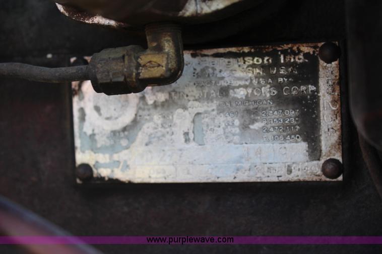 image for item K6889 1960 Massey-Ferguson 85 row crop tractor