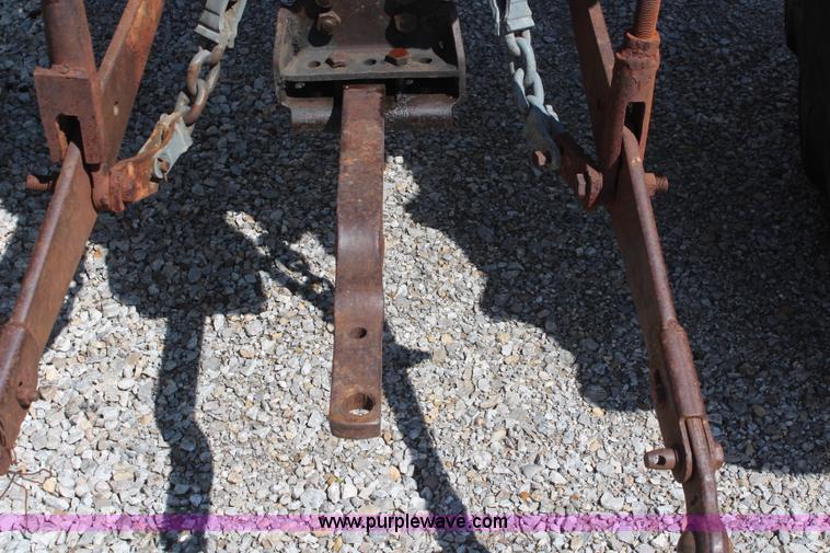 image for item K6889 1960 Massey-Ferguson 85 row crop tractor