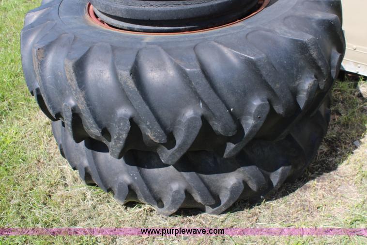 image for item K6889 1960 Massey-Ferguson 85 row crop tractor