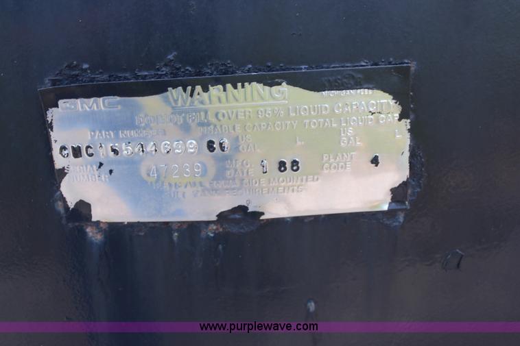 image for item K6892 1988 GMC TopKick truck cab and chassis