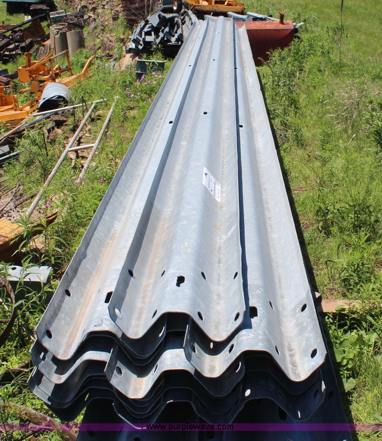 image for item K6923 (22) guard rail sections
