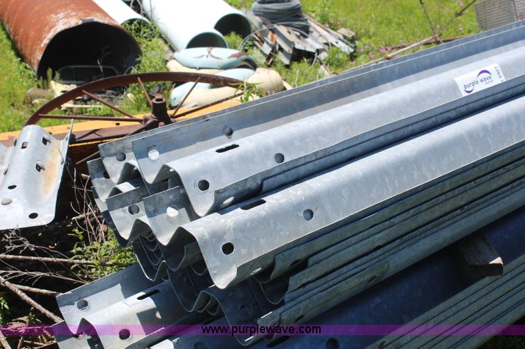 image for item K6923 (22) guard rail sections