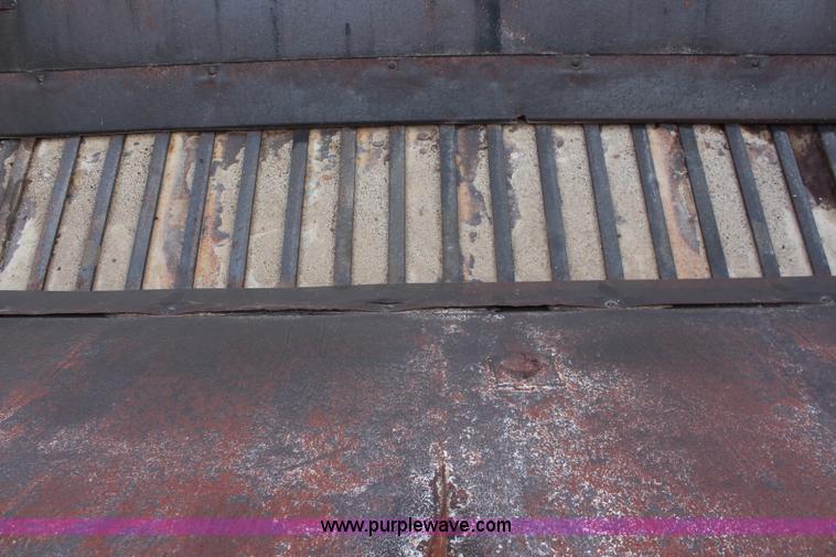 image for item K6975 1967 International Loadstar 1600 applicator truck