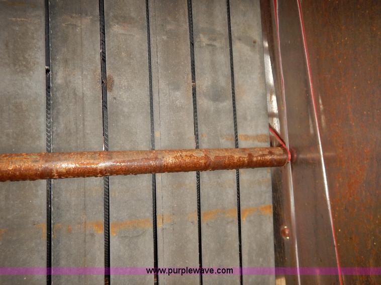 image for item K7435 Case IH 8460 round baler