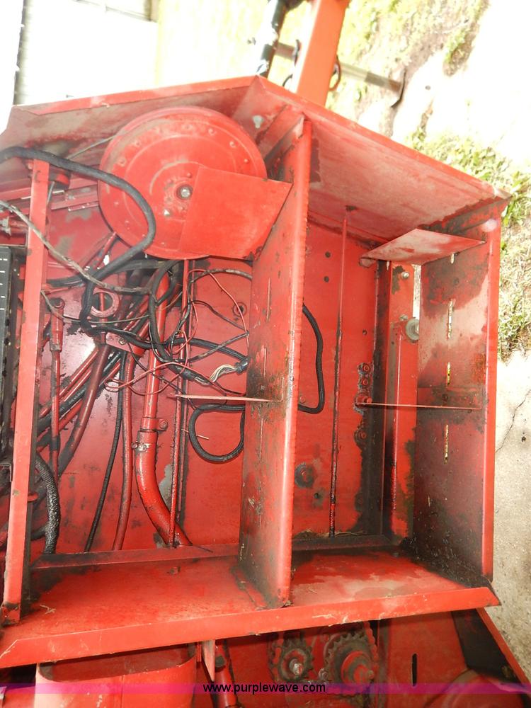 image for item K7435 Case IH 8460 round baler