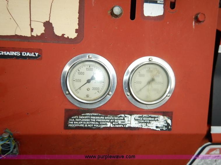 image for item K7435 Case IH 8460 round baler