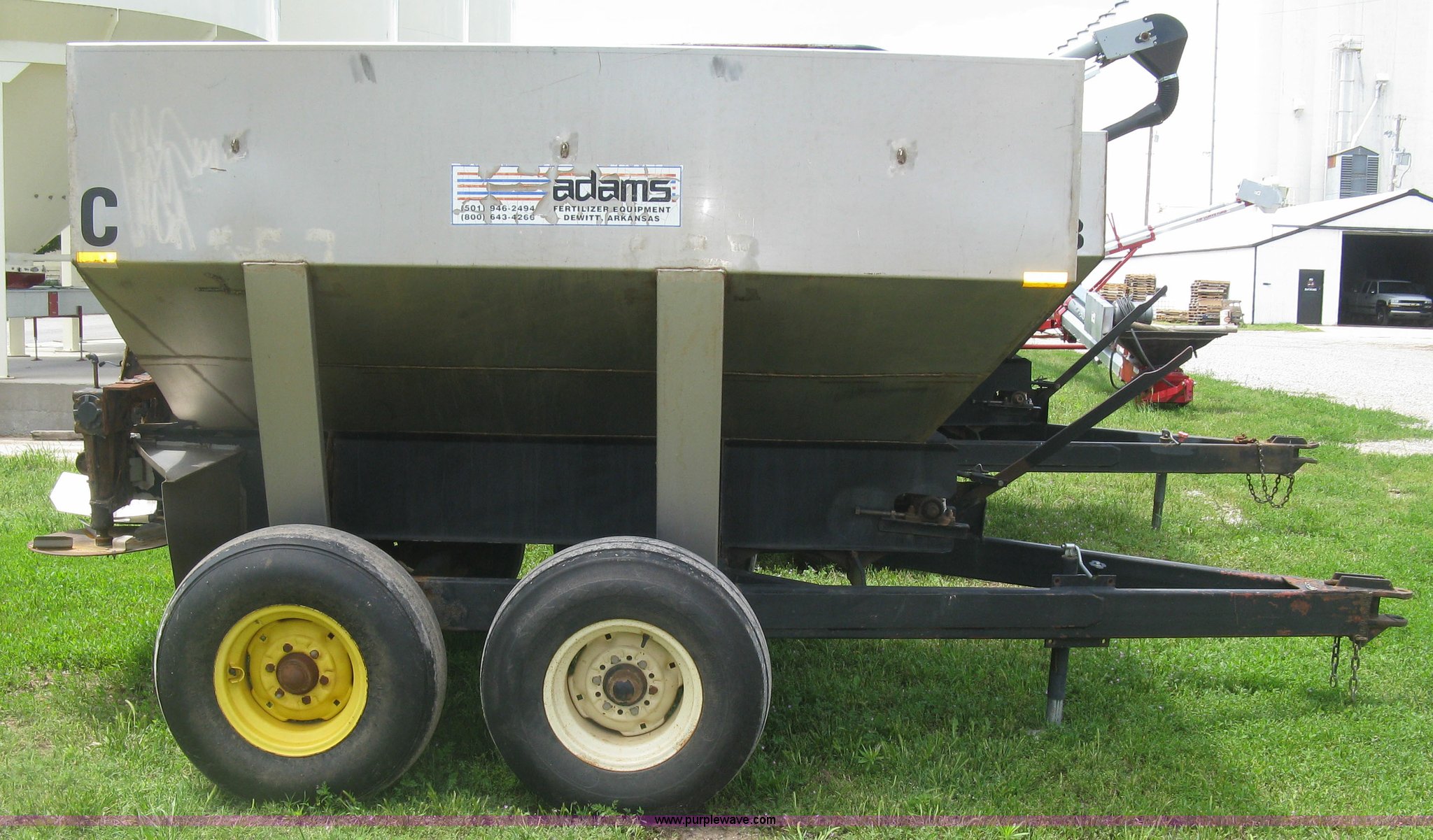 Adams fertilizer spreader buggy in Cheney, KS Item H8555 sold