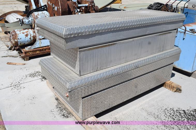 image for item AQ9134 (2) Knaack toolboxes