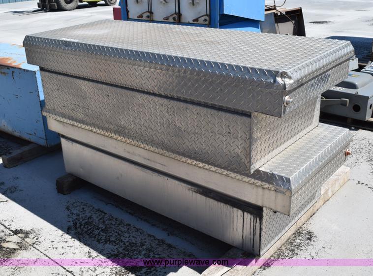 image for item AQ9134 (2) Knaack toolboxes