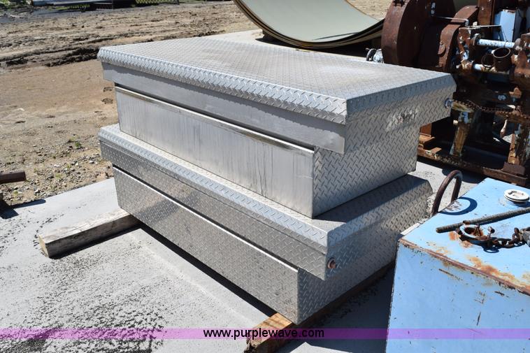 image for item AQ9134 (2) Knaack toolboxes