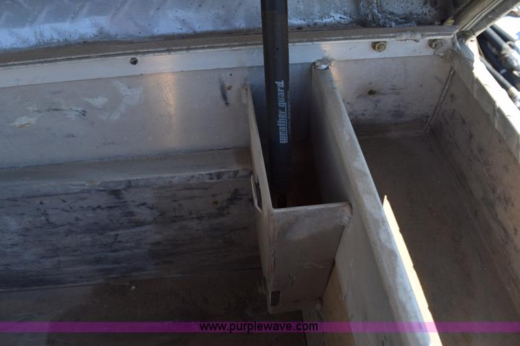 image for item AQ9134 (2) Knaack toolboxes