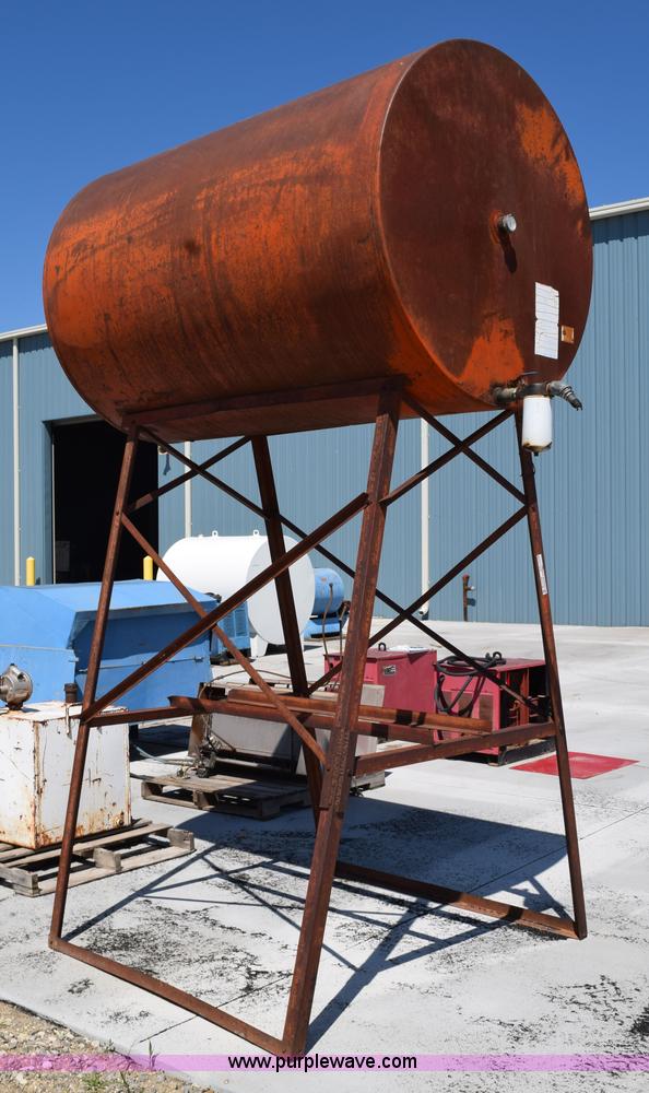 image for item AQ9136 Fuel tank